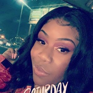 Meet your Posher, Jasmine